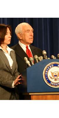 Frank Lautenberg, American politician, dies at age 89